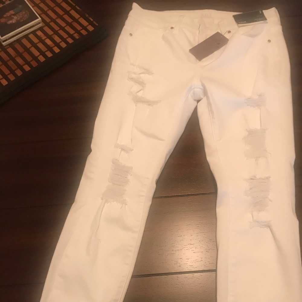 New distressed white jeans